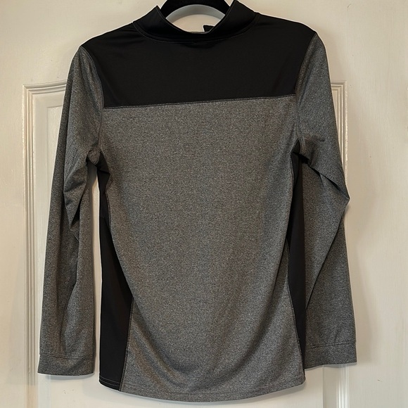 MTA Sport Gray and Black Long Sleeve Athletic Tee - Picture 5 of 6